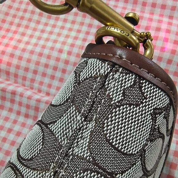 Coach Soho Signature Jacquard Brown Shoulder Bag - Picture 6 of 8